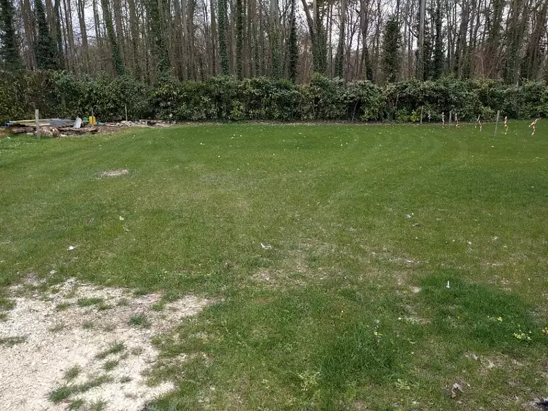 Terrain à bâtir, 352 m² - Vaux-le-Pénil (77000)