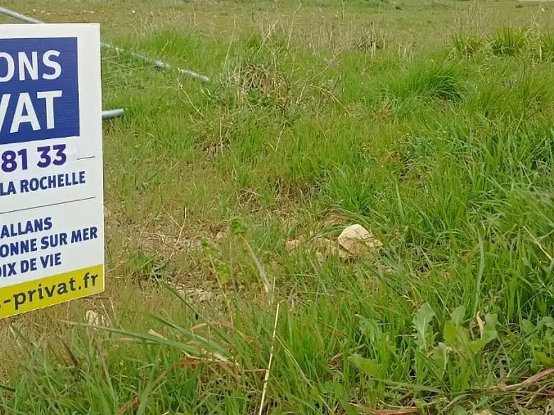 Terrain à bâtir, 544 m² - Sainte-Hermine (85210)