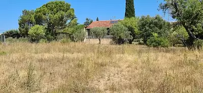 Terrain à bâtir, 650 m²