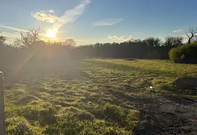 Terrain à bâtir, 566 m²