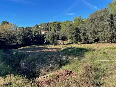 Terrain à bâtir, 930 m²