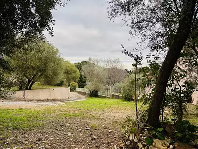 Terrain à bâtir, 710 m²