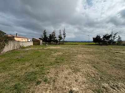 Terrain à bâtir, 650 m²