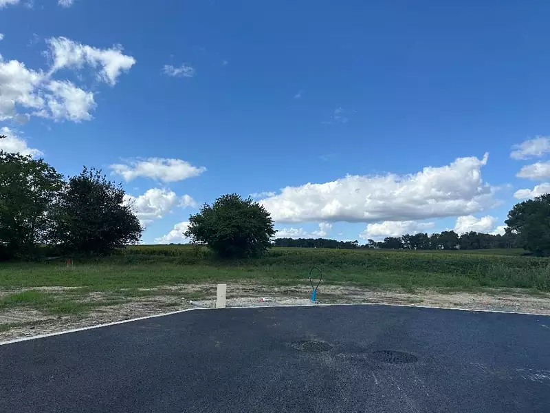 Terrain à bâtir, 530 m² - Quinsac (33360)