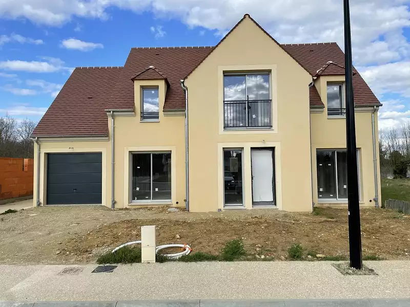 Maison neuve, 90 m² - Ozoir-la-Ferrière (77330)