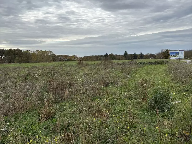 Terrain à bâtir, 400 m² - Segré-en-Anjou Bleu (49500)