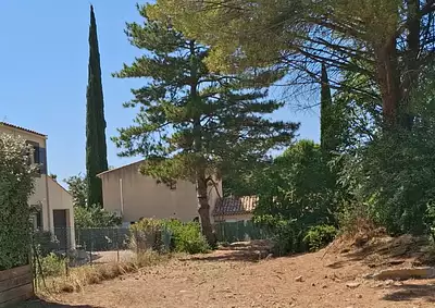 Terrain à bâtir, 600 m²