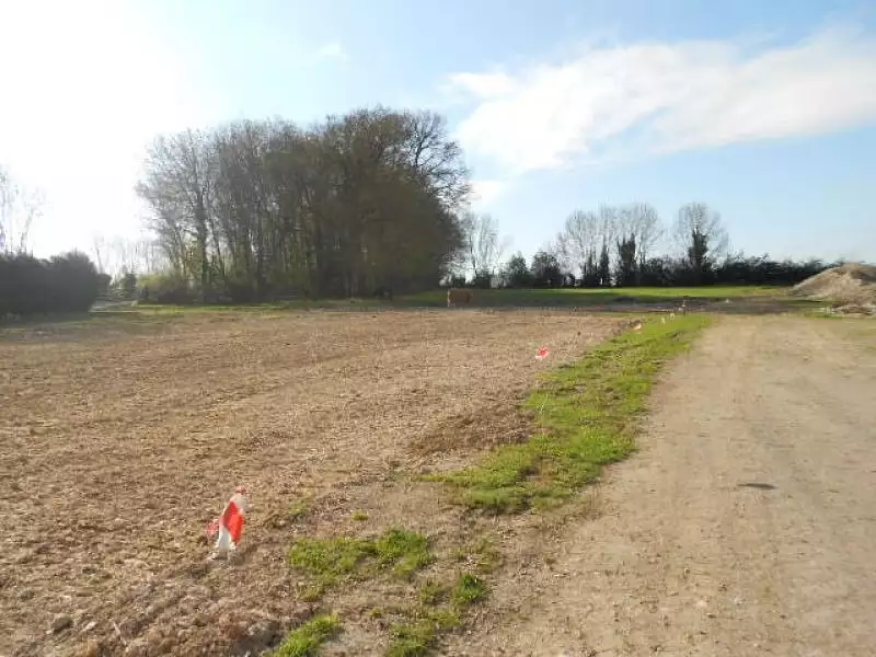Terrain à bâtir, 827 m² - Pontpoint (60700)