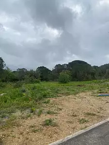 Terrain à bâtir, 607 m²