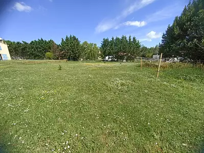 Terrain à bâtir, 650 m²