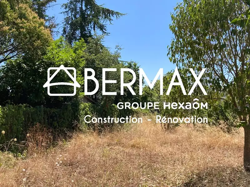 Terrain à bâtir, 604 m² - Châteauneuf-sur-Charente (16120)