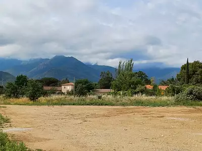 Terrain à bâtir, 477 m²