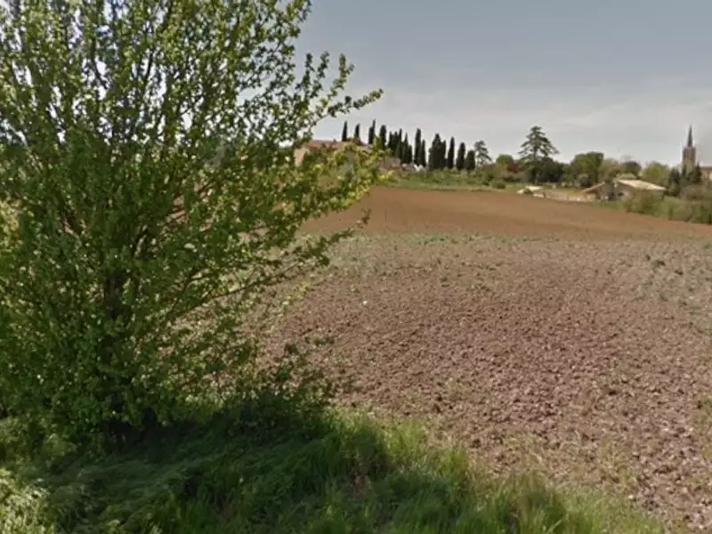 Terrain à bâtir, 652 m² - Ségreville (31460)