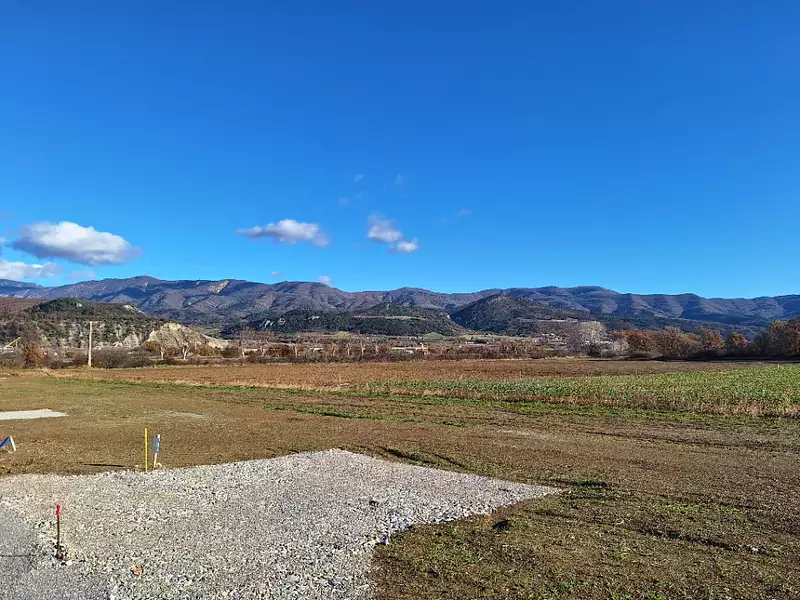 Terrain à bâtir, 480 m² - Aubignosc (04200)