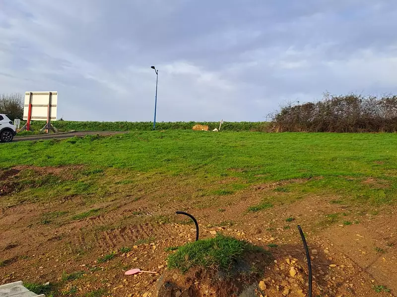 Terrain à bâtir, 422 m² - Val d'Erdre-Auxence (49370)
