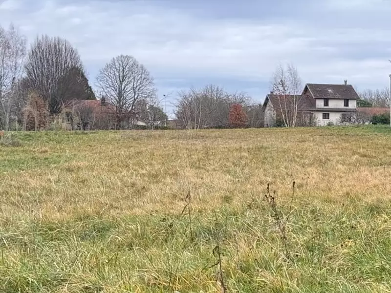 Terrain à bâtir, 1 000 m² - Coulounieix-Chamiers (24660)