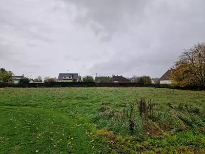 Terrain à bâtir, 600 m²