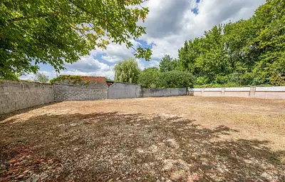 Terrain à bâtir, 622 m²