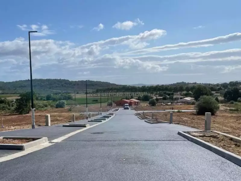 Terrain à bâtir, 400 m² - Boutenac (11200)