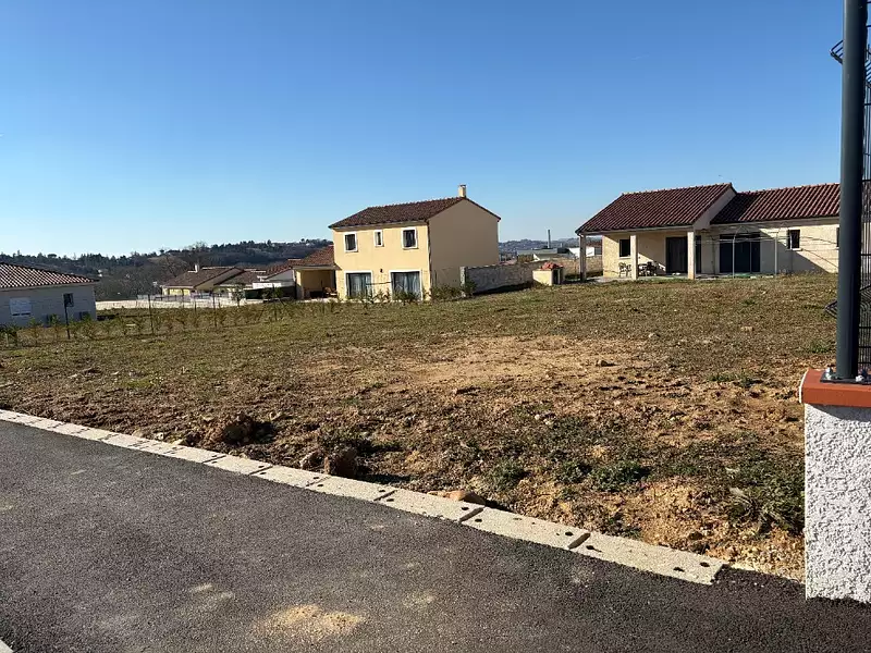 Terrain à bâtir, 569 m² - Castres (81100)