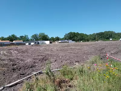 Terrain à bâtir, 300 m²