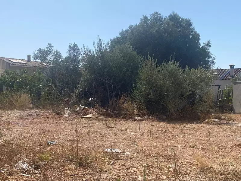 Terrain à bâtir, 457 m² - Pierrefeu-du-Var (83390)