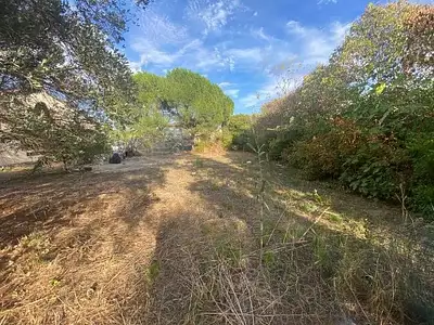 Terrain à bâtir, 750 m²