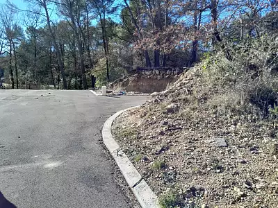 Terrain à bâtir, 523 m²