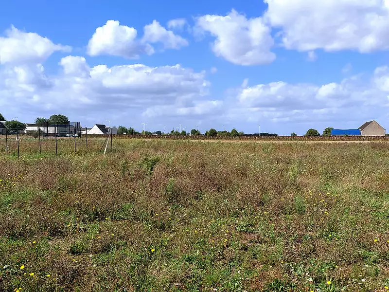 Terrain à bâtir, 466 m² - Saint-Laurent-en-Gâtines (37380)