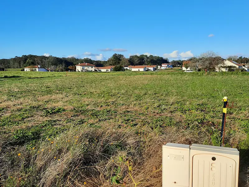 Terrain à bâtir, 574 m²