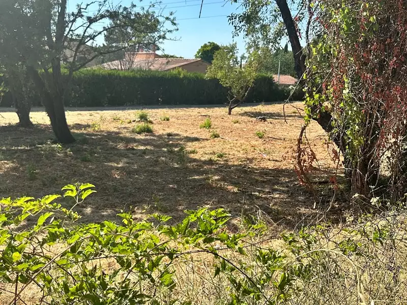 Terrain à bâtir, 440 m² - Les Pennes-Mirabeau (13170)