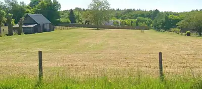 Terrain à bâtir, 1 483 m²