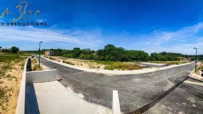 TERRAIN CONSTRUCTIBLE 370 m² 