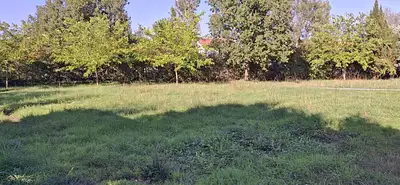 Terrain à bâtir, 815 m²