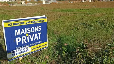 Terrain à bâtir, 585 m²