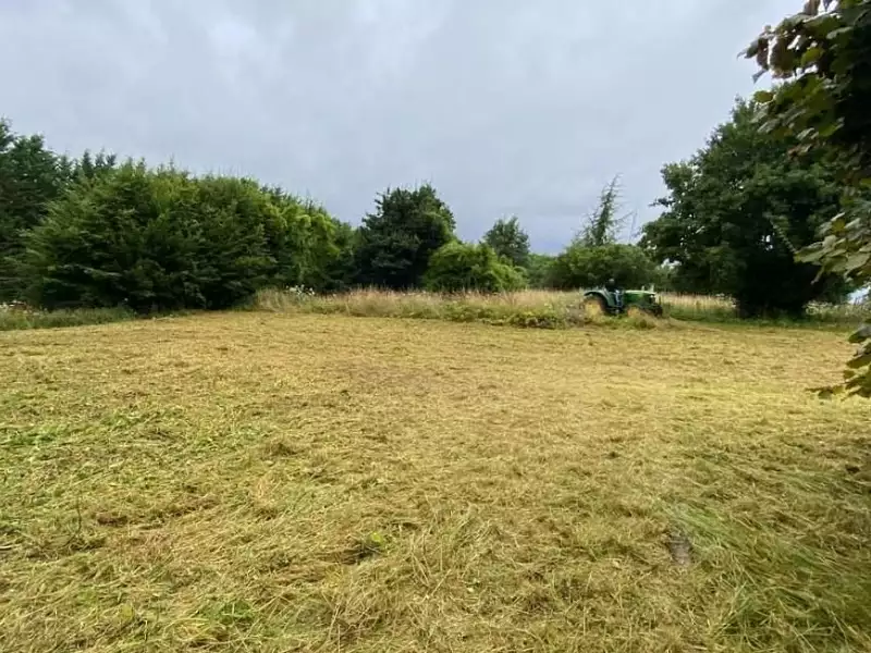 Terrain à bâtir, 1 000 m² - Villers-sur-le-Roule (27940)