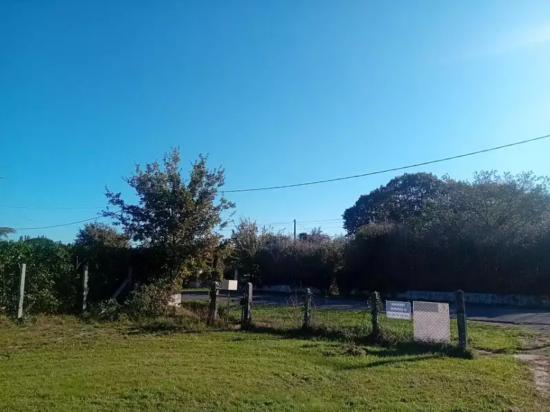 Terrain à bâtir, 560 m² - Audenge (33980)