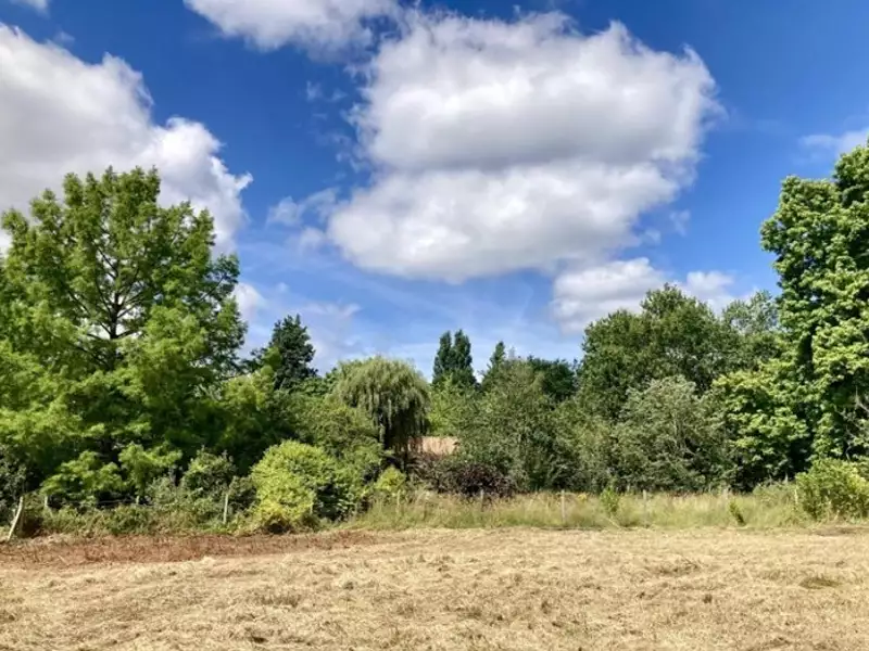 Terrain à bâtir, 564 m² - Le Taillan-Médoc (33320)