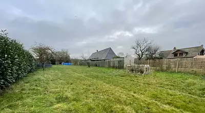 Terrain à bâtir, 870 m²