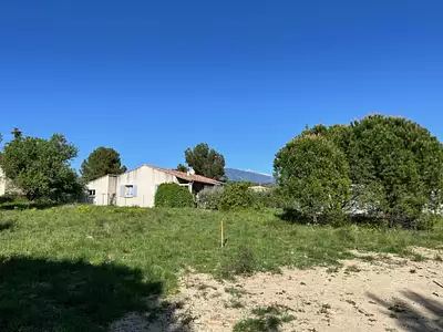 Terrain à bâtir, 462 m²