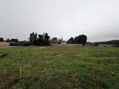 Terrain à bâtir, 700 m²