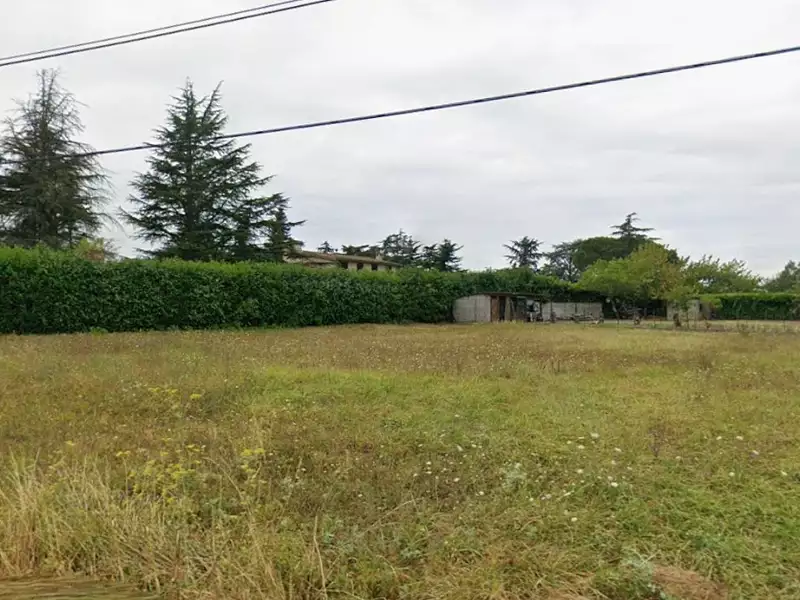 Terrain à bâtir, 800 m² - Donneville (31450)