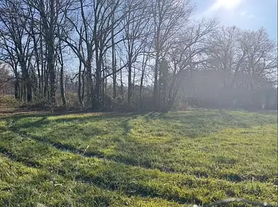 Terrain à bâtir, 1 600 m²