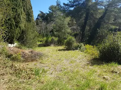 Terrain à bâtir, 1 170 m²