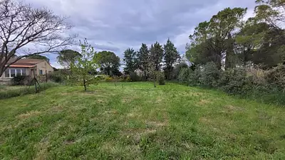 Terrain à bâtir, 856 m²