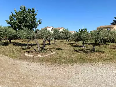 Terrain à bâtir, 300 m²