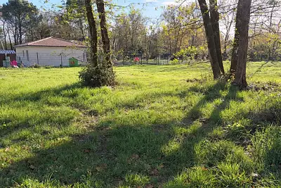 Terrain à bâtir, 700 m²