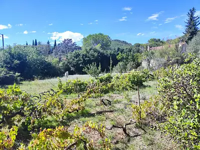 Terrain à bâtir, 689 m²