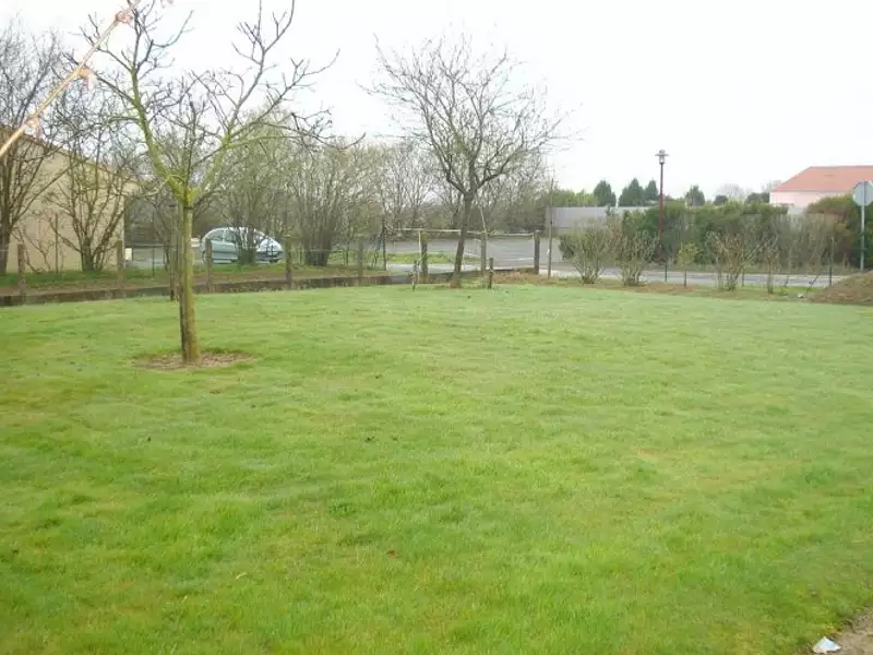 Terrain à bâtir, 930 m² - Blaye (33390)