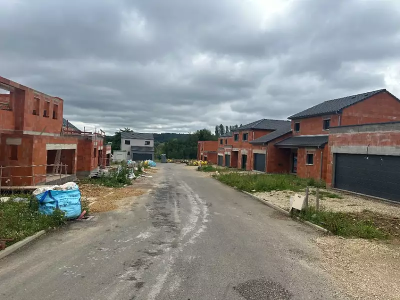 Terrain à bâtir, 389 m² - Luttange (57935)